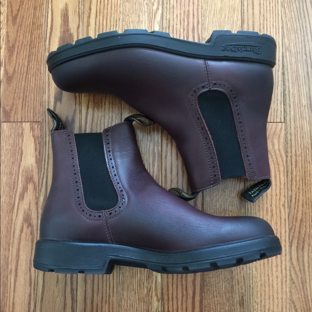 Blundstone pull on boots - Shiraz AUS 8 / USAW 11